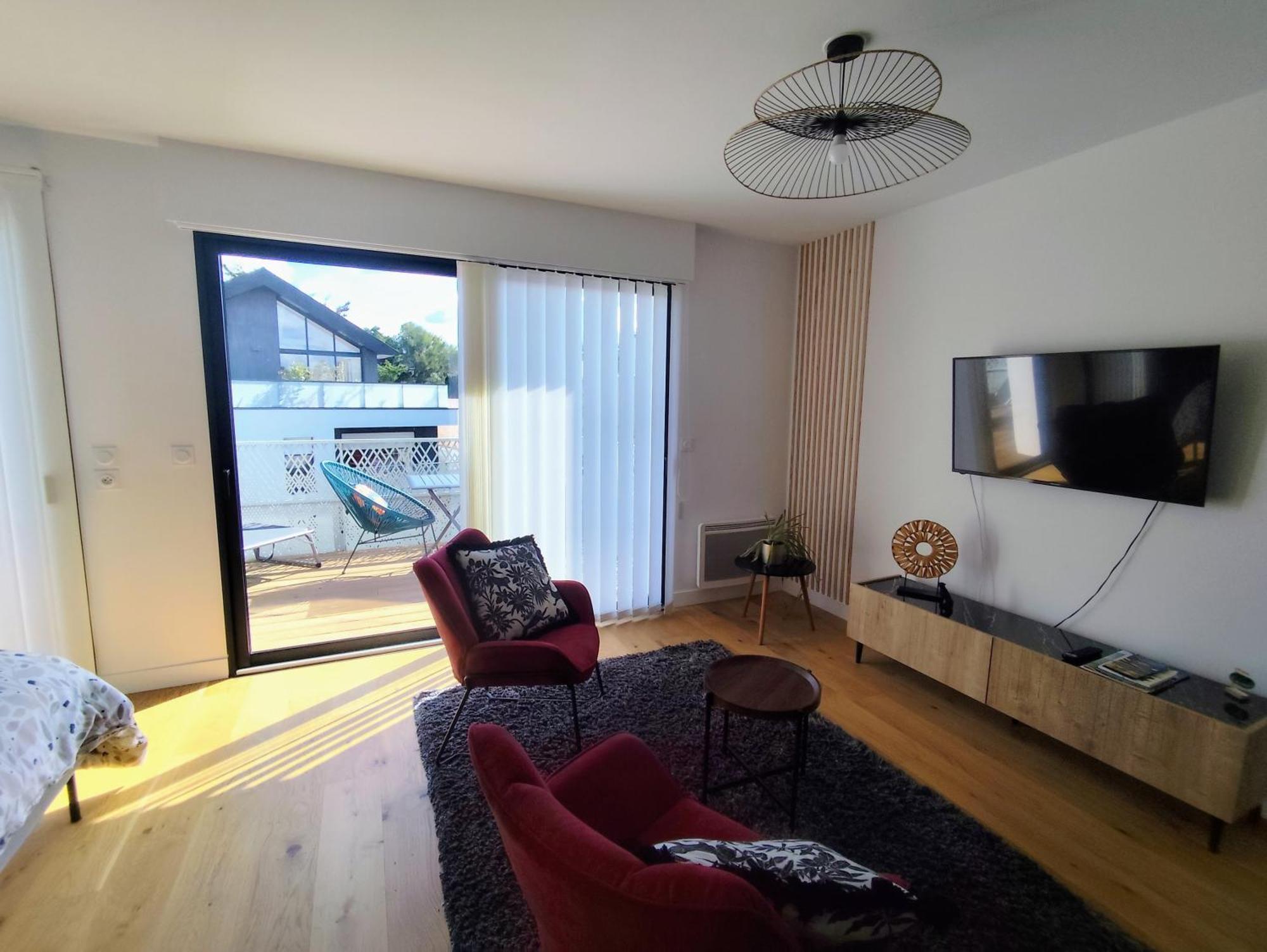 Les Reflets De Rivage Avec Garage Privatif - 350m Apartment