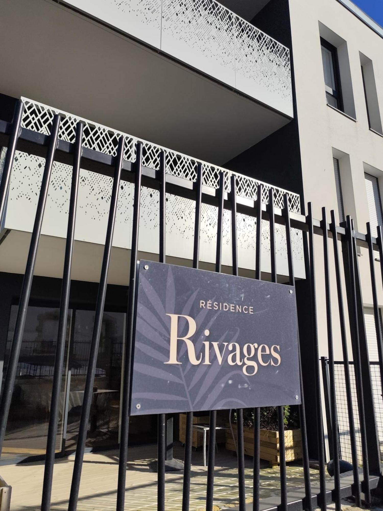 Les Reflets De Rivage Avec Garage Privatif - 350m Apartment *